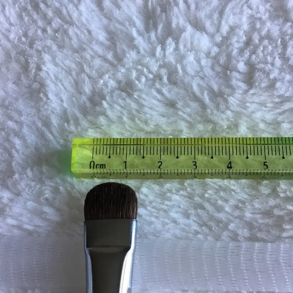 Mirabella Black Eyeshadow Blending Brush